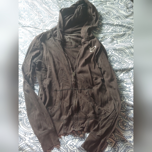 Size medium AE sweater - Picture 1 of 1